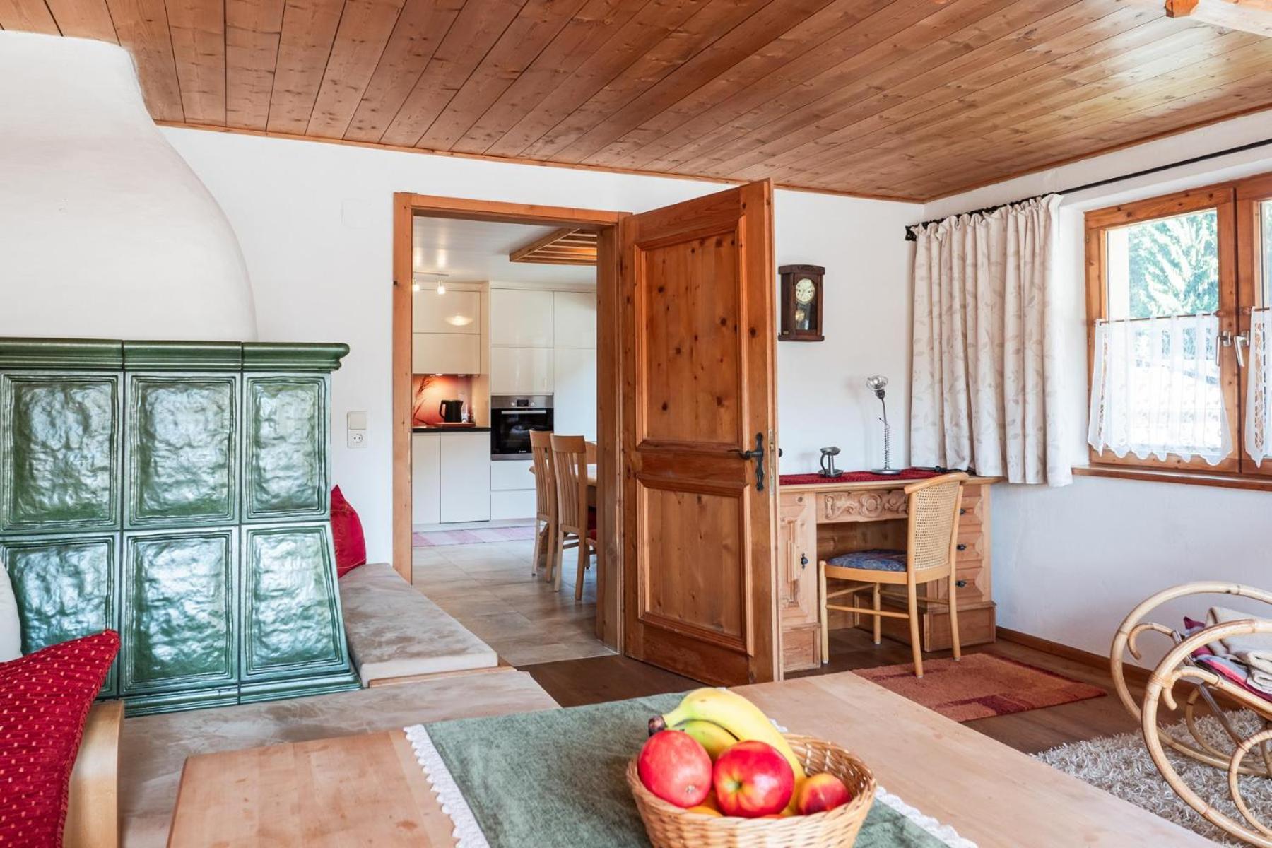 Alte Bildhauerei Apartment Aurach bei Kitzbuehel Luaran gambar