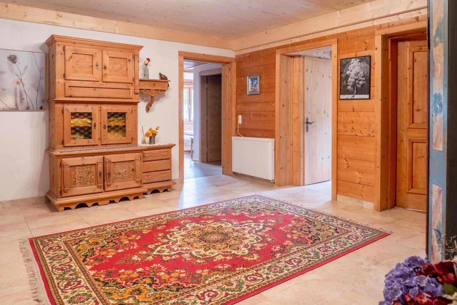 Alte Bildhauerei Apartment Aurach bei Kitzbuehel Luaran gambar