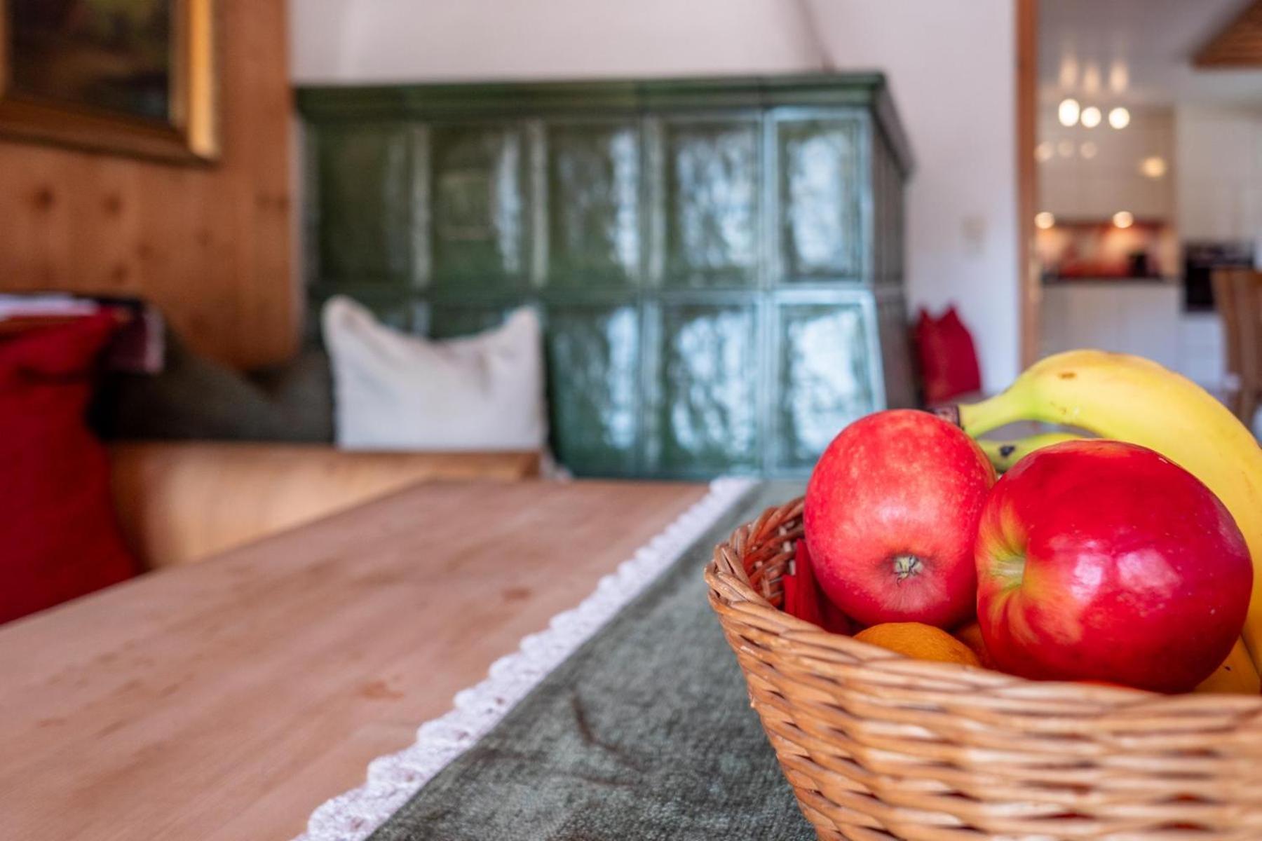 Alte Bildhauerei Apartment Aurach bei Kitzbuehel Luaran gambar
