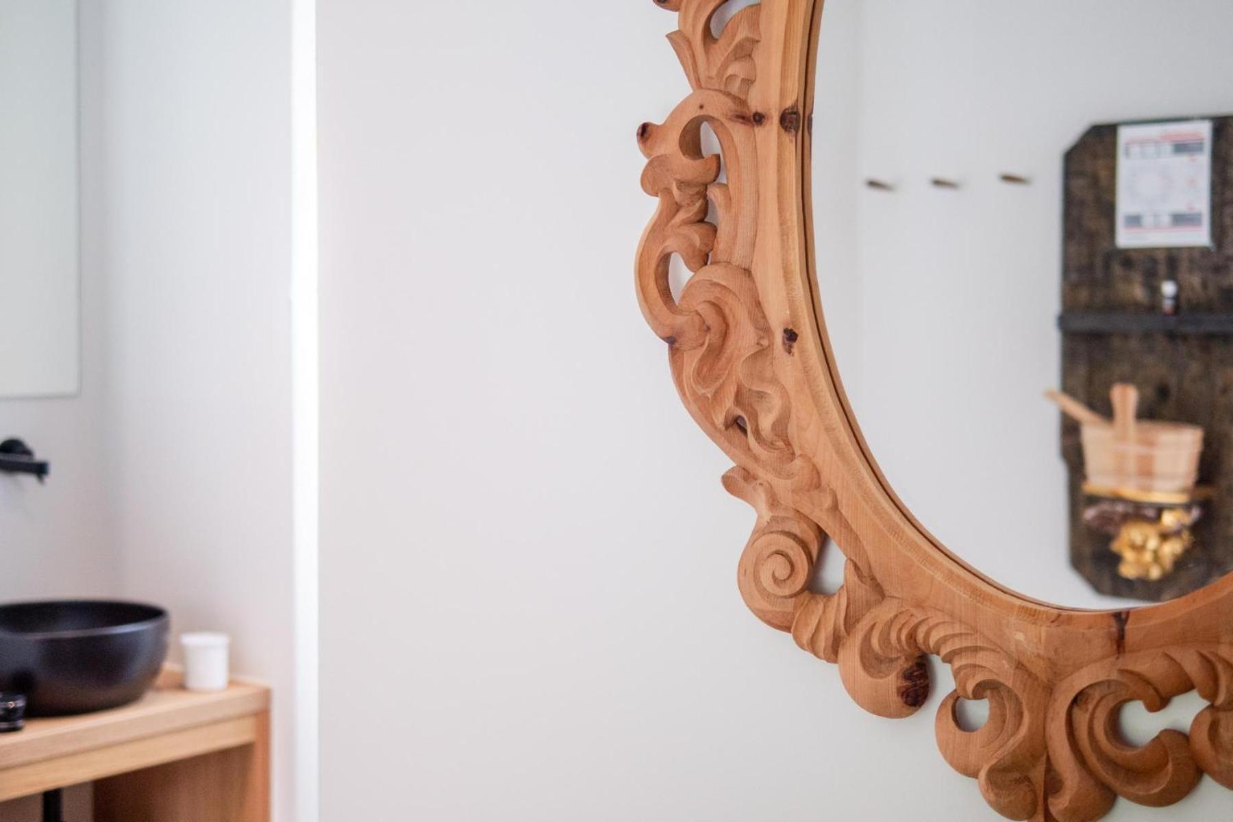 Alte Bildhauerei Apartment Aurach bei Kitzbuehel Luaran gambar