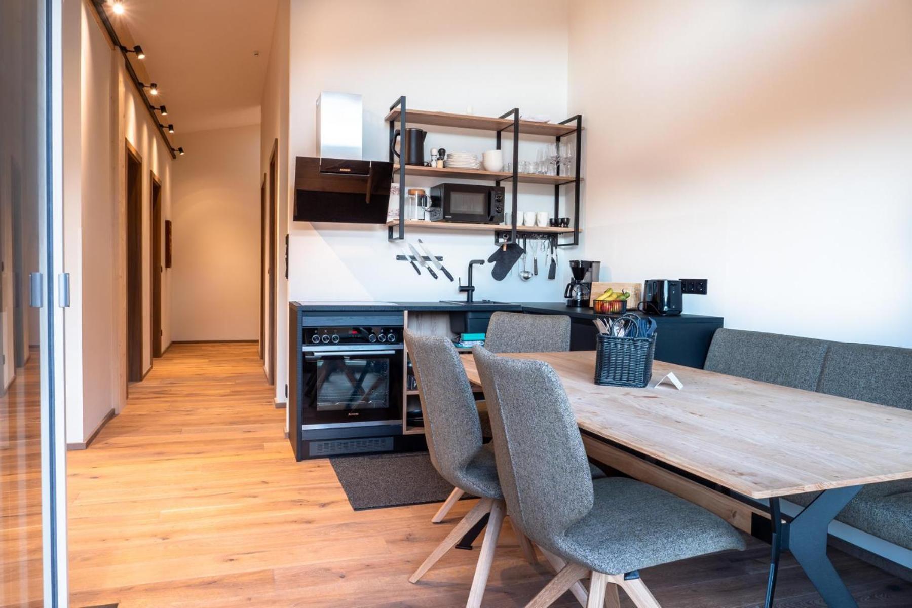 Alte Bildhauerei Apartment Aurach bei Kitzbuehel Luaran gambar